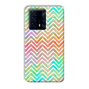 White Zig Zag Pattern Phone Customized Printed Back Cover for IQOO Z5