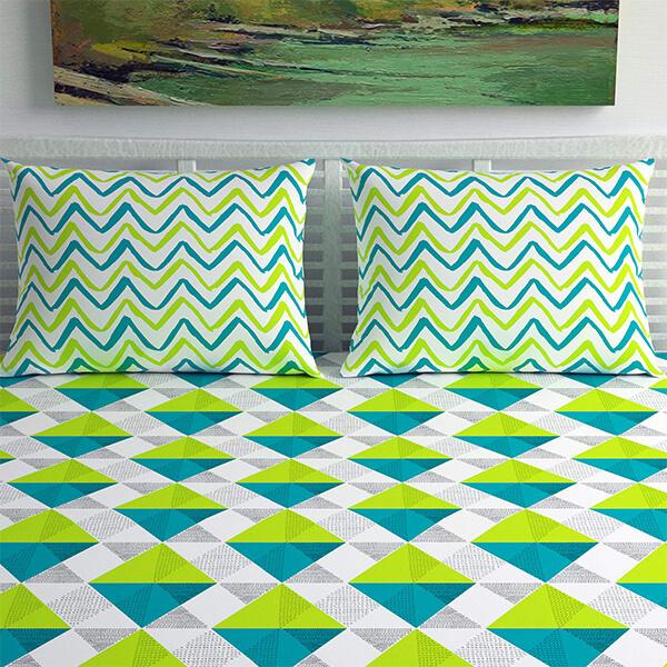 Multicolour Geometric Print Customized Bedsheet for Double Bed