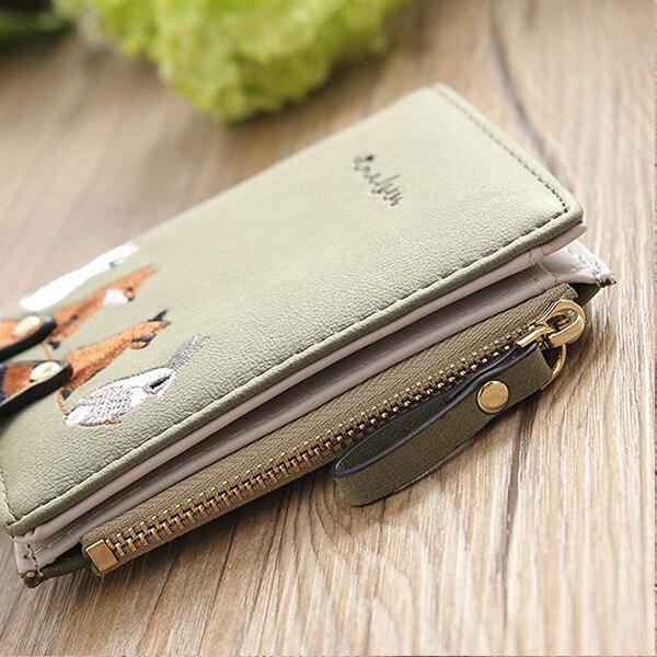 Green Customized Palay Short Wallet for Women With Animal Embroidery