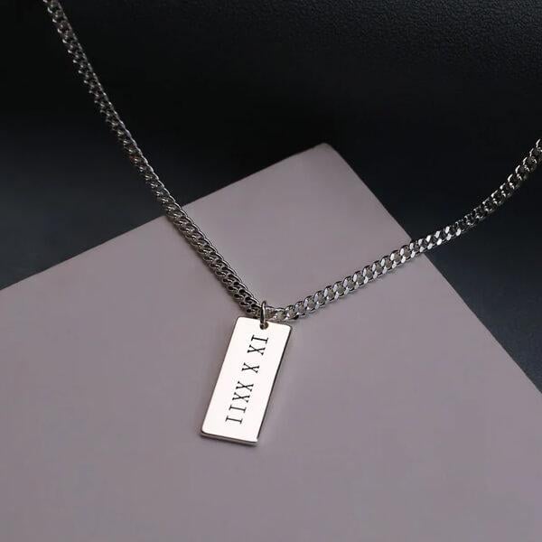 Modern Name with Date Customized Name Necklace Pendants