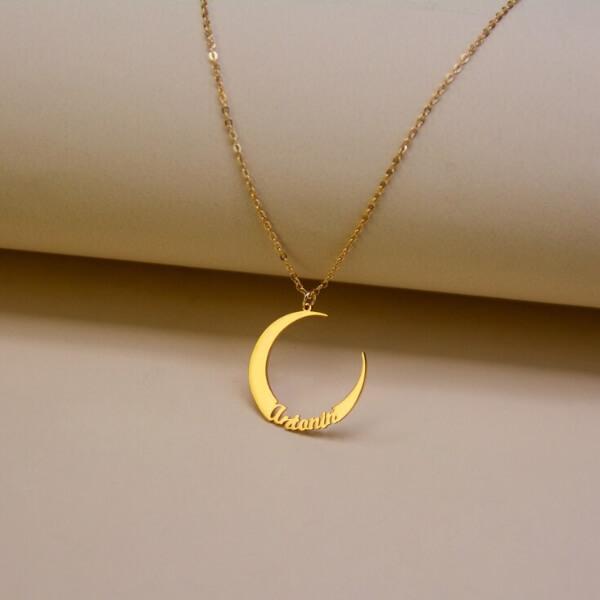 Moon Design Customized Name Necklace Pendants