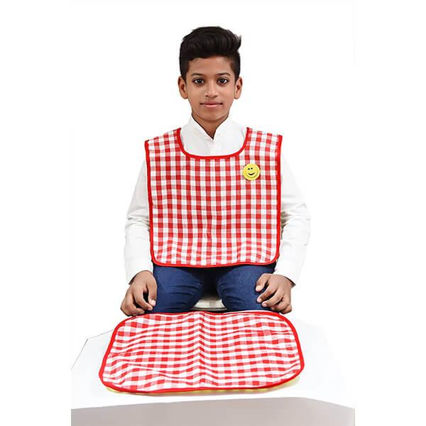 Red and White Customized Waterproof Cotton Multi Purpose Apron with Cloth Plate for Kids